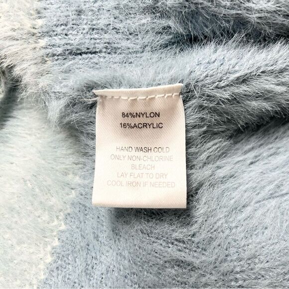 Calligraphie Soft Fuzzy Poncho Cape Sweater Ruffle Small - Picture 9 of 9